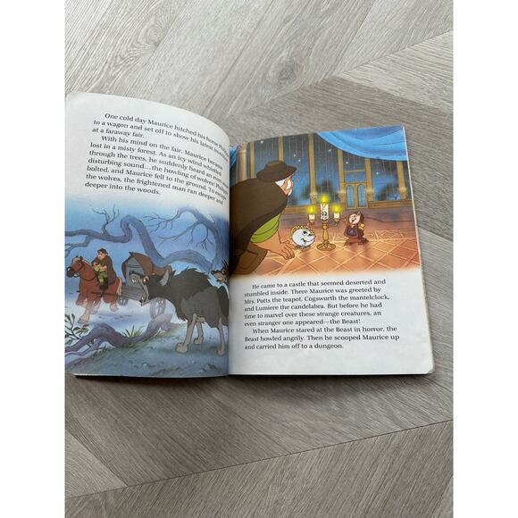 Disney's Beauty and the Beast Little Golden Book Vintage 1991 - Picture 6 of 8